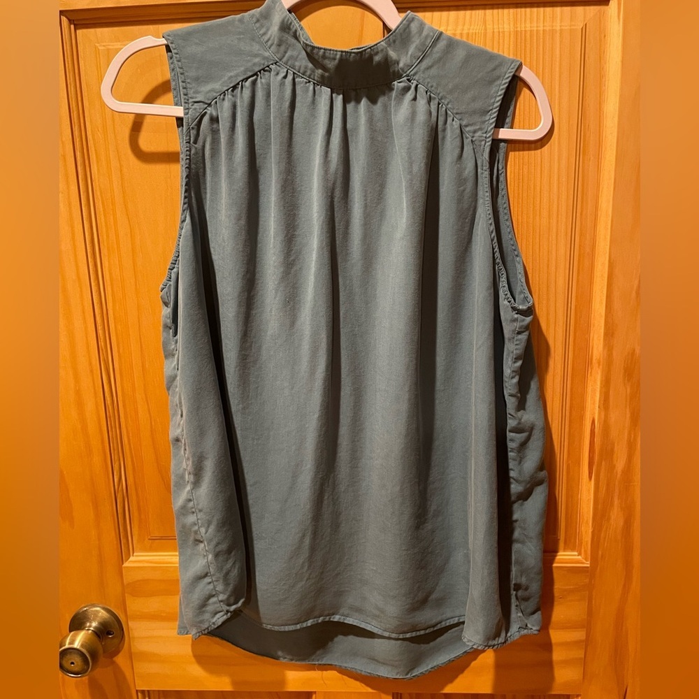 Cloth & Stone Sleeveless Top